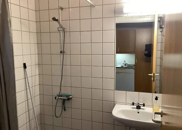 2 Person In * Ansager